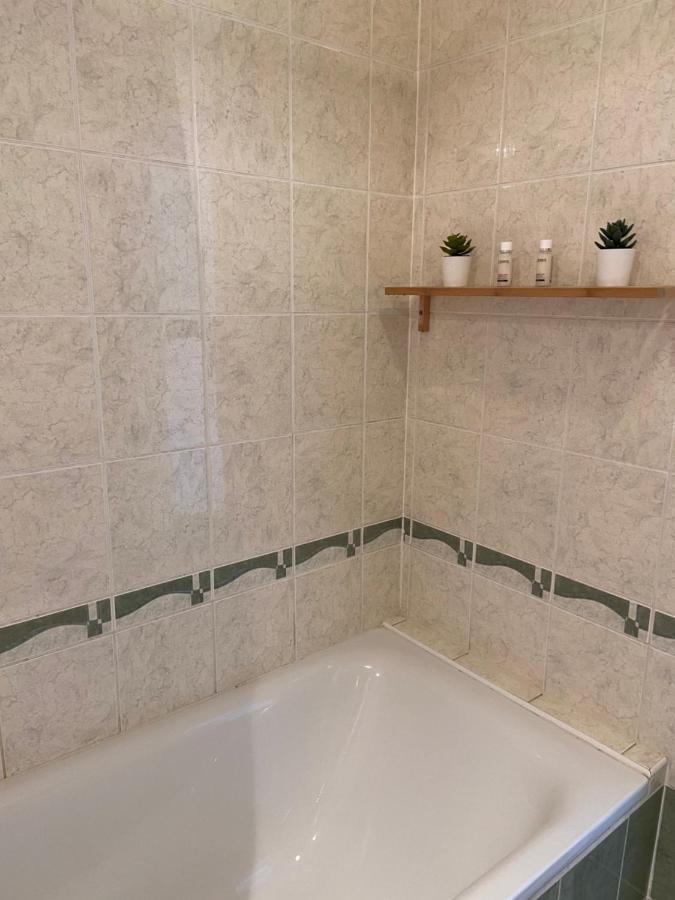 Gyoengy Apartman Sopron Luaran gambar