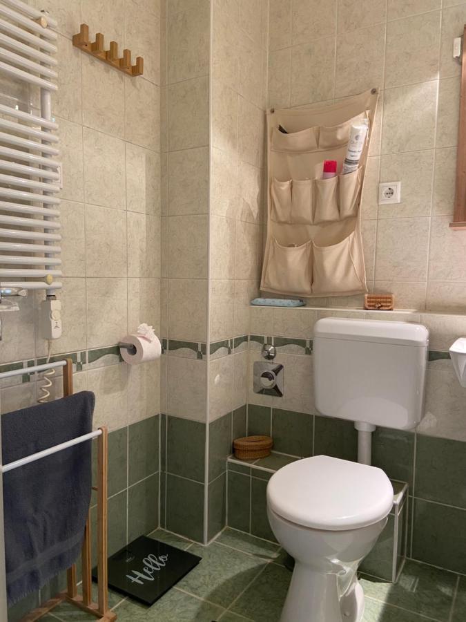 Gyoengy Apartman Sopron Luaran gambar